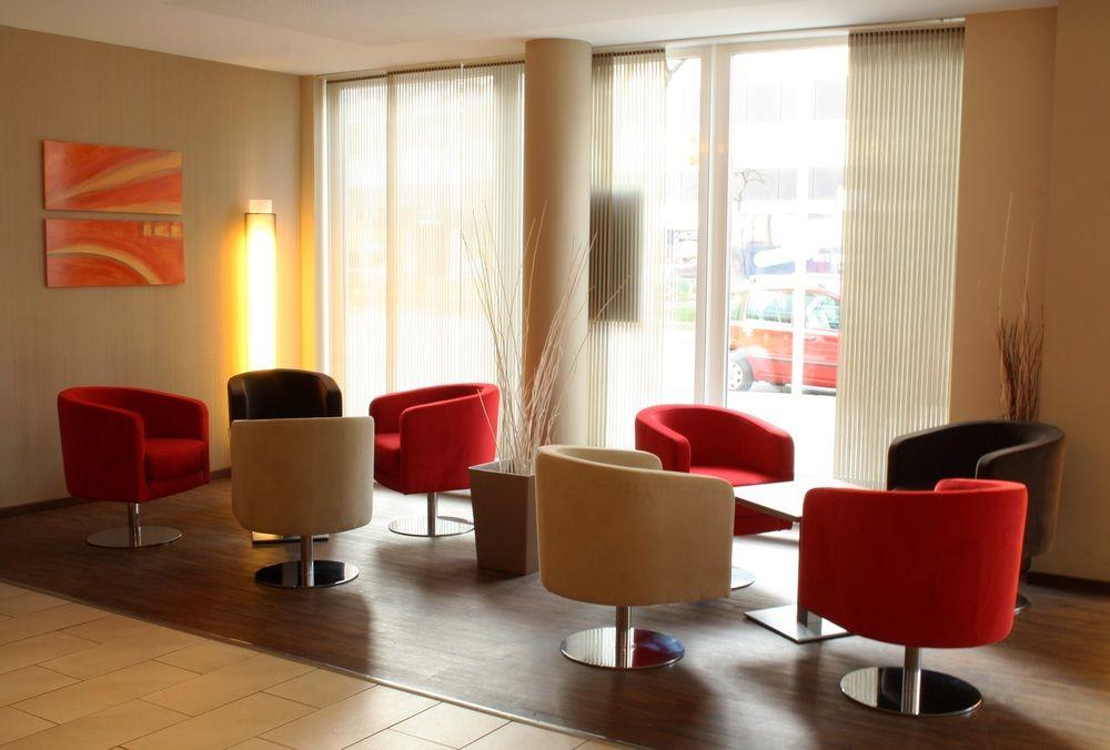 Holiday Inn Express Berlin City Centre West ภายนอก รูปภาพ